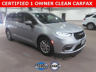 Used 2023 Chrysler Pacifica Touring L FWD, Minivan for sale #M566548S - photo 1