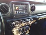 2021 Jeep Gladiator Crew Cab 4WD, Pickup for sale #FQ409B - photo 23