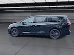 Used 2023 Chrysler Pacifica Limited FWD, Minivan for sale #M10603P - photo 6