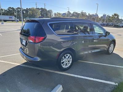 Used 2020 Chrysler Voyager FWD, Minivan for sale #P28974 - photo 2