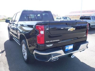 2025 Chevrolet Silverado 1500 Crew Cab 4WD, Pickup for sale #25099 - photo 2