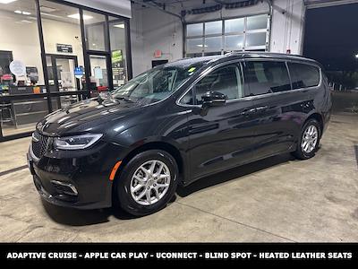 Used 2022 Chrysler Pacifica Touring L FWD, Minivan for sale #C8784 - photo 1