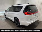 Used 2023 Chrysler Pacifica Limited AWD, Minivan for sale #L2291 - photo 7