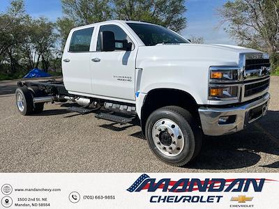 New 2024 Chevrolet Silverado 5500 Work Truck Crew Cab 4x4, Cab Chassis for sale #RH061722 - photo 1