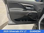 New 2025 Chevrolet Silverado EV LT Crew Cab 4WD, Pickup for sale #SU404294 - photo 10