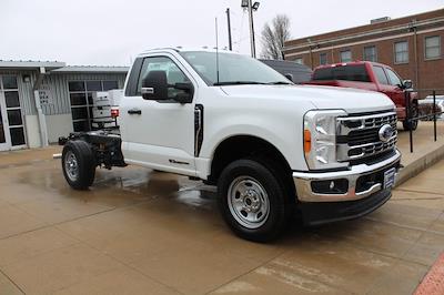 2023 Ford F-350 Regular Cab SRW 4x4, Cab Chassis for sale #232106 - photo 1