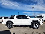 Used 2022 Toyota Tacoma TRD Off-Road Double Cab 4WD, Pickup for sale #994028A - photo 3