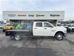 Used 2018 Ram 3500 Tradesman Crew Cab 4x4, 9' 4" CM Truck Beds SK Model Flatbed Truck for sale #P-2373A - photo 3