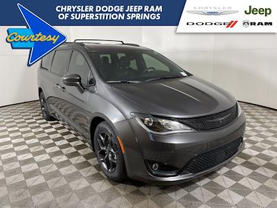 2020 Chrysler Pacifica FWD, Minivan for sale #R244116A - photo 1