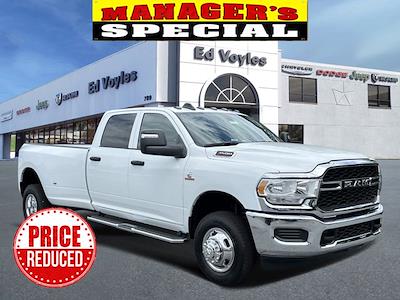 New 2024 Ram 3500 Tradesman Crew Cab 4WD, Pickup for sale #514139 - photo 1