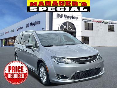 Used 2020 Chrysler Pacifica Touring L FWD, Minivan for sale #514458A - photo 1