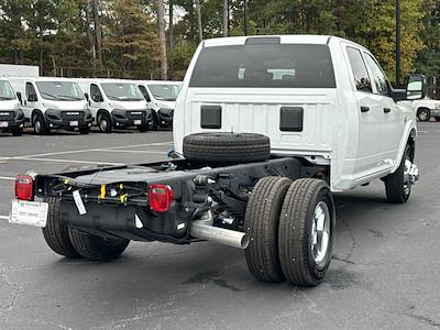 2024 Ram 3500 Crew Cab DRW 4WD, Cab Chassis for sale #514706 - photo 2