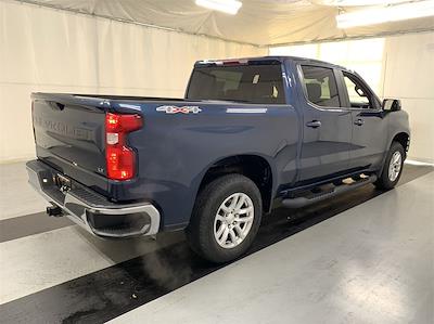 2022 Chevrolet Silverado 1500 Crew Cab 4x4, Pickup for sale #B228R1921 - photo 2