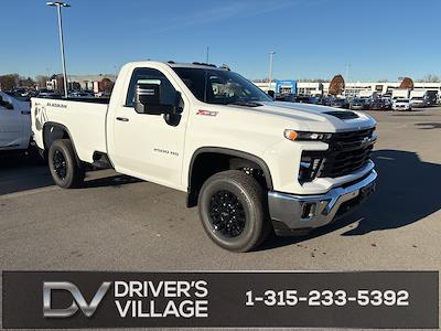 New 2025 Chevrolet Silverado 2500 Work Truck Regular Cab 4x4, Pickup for sale #B25103296 - photo 1