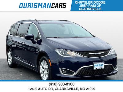 2017 Chrysler Pacifica FWD, Minivan for sale #P04239 - photo 1