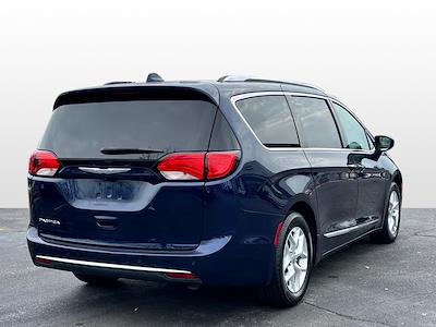 2017 Chrysler Pacifica FWD, Minivan for sale #P04239 - photo 2