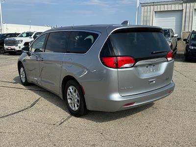 Used 2017 Chrysler Pacifica Touring FWD, Minivan for sale #8739 - photo 2