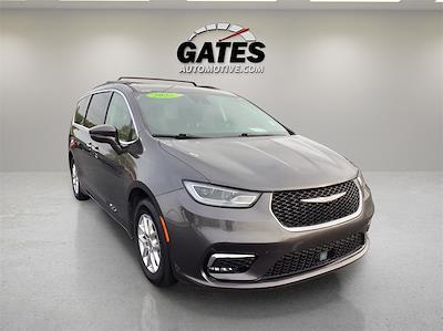 Used 2022 Chrysler Pacifica Touring L FWD, Minivan for sale #E4551P - photo 1
