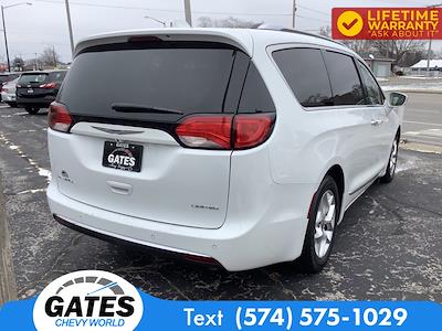Used 2020 Chrysler Pacifica Limited FWD, Minivan for sale #M7022P - photo 2