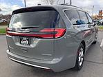 Used 2022 Chrysler Pacifica Limited FWD, Minivan for sale #M8140P - photo 2