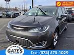 Used 2017 Chrysler Pacifica Limited FWD, Minivan for sale #M8679A - photo 6