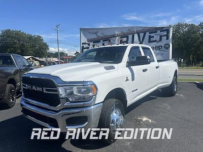 Used 2021 Ram 3500 Tradesman Crew Cab 4WD, Pickup for sale #273213A - photo 1