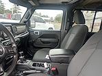 2022 Jeep Gladiator Crew Cab 4x4, Pickup for sale #592994A - photo 4