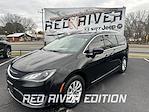 Used 2018 Chrysler Pacifica Touring L FWD, Minivan for sale #629485A - photo 1