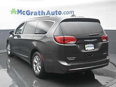 Used 2017 Chrysler Pacifica Limited FWD, Minivan for sale #C17332 - photo 2