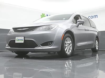 Used 2020 Chrysler Pacifica Touring L FWD, Minivan for sale #C241337A - photo 1