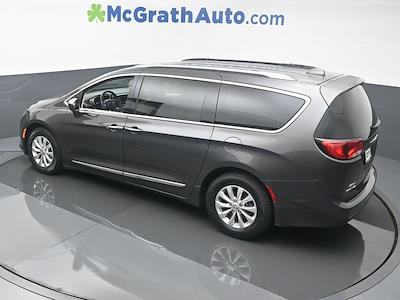 2018 Chrysler Pacifica FWD, Minivan for sale #DT24094A - photo 2