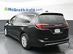 Used 2022 Chrysler Pacifica Touring L FWD, Minivan for sale #M14902 - photo 4