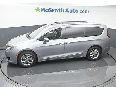 Used 2018 Chrysler Pacifica Limited FWD, Minivan for sale #M14999A - photo 1