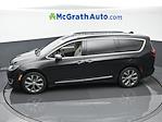 Used 2017 Chrysler Pacifica Limited FWD, Minivan for sale #M240363A - photo 21