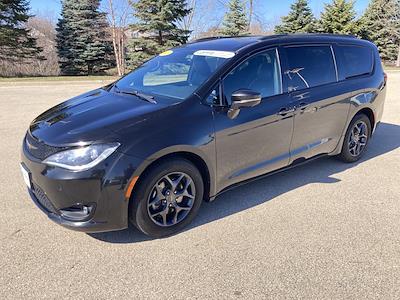 2019 Chrysler Pacifica FWD, Minivan for sale #N13473 - photo 2