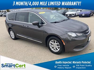 Used 2017 Chrysler Pacifica Touring FWD, Minivan for sale #N13520A - photo 1