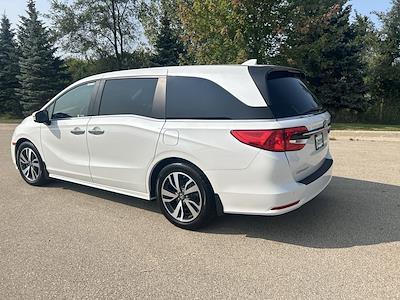 Used 2021 Honda Odyssey Touring FWD, Minivan for sale #N240173A - photo 2