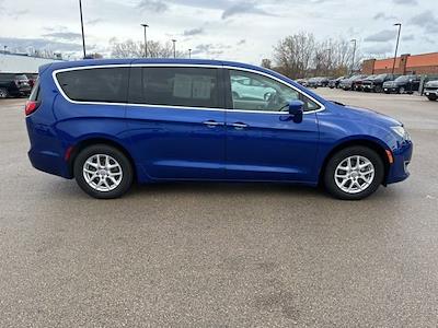 Used 2020 Chrysler Pacifica Touring FWD, Minivan for sale #Q11126 - photo 2