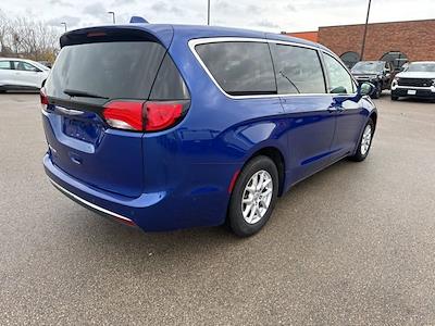 2020 Chrysler Pacifica FWD, Minivan for sale #Q11126 - photo 2