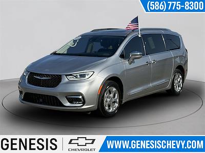 Used 2021 Chrysler Pacifica Limited AWD, Minivan for sale #R595220A - photo 1