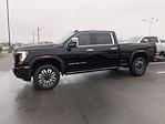 Used 2025 GMC Sierra 2500 Denali Crew Cab 4WD, Pickup for sale #M25149A - photo 4