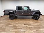 Used 2022 Jeep Gladiator Overland Crew Cab 4x4, Pickup for sale #JLUT9907 - photo 28