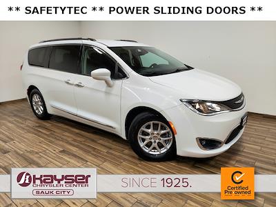 Used 2020 Chrysler Pacifica Touring L FWD, Minivan for sale #UAS9940 - photo 1