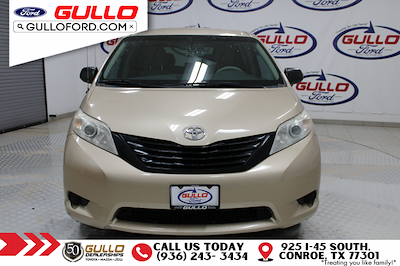 Used 2012 Toyota Sienna LE 4x2, Minivan for sale #U10815 - photo 1