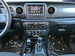 Used 2023 Jeep Gladiator Sport Crew Cab 4x4, Pickup for sale #E1N0139 - photo 20