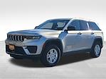 Used 2022 Jeep Grand Cherokee Laredo 4x4, SUV for sale #F1B0048 - photo 5