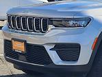 Used 2022 Jeep Grand Cherokee Laredo 4x4, SUV for sale #F1B0048 - photo 6