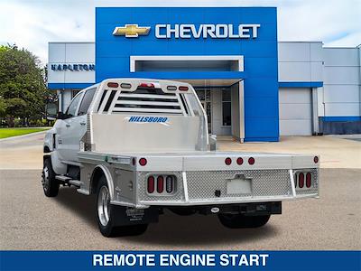 2024 Chevrolet Silverado 5500 Crew Cab DRW 4x4, Hillsboro 3500 Series Aluminum Flatbed Truck for sale #124200 - photo 2