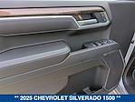 2025 Chevrolet Silverado 1500 Crew Cab 4x4, Pickup for sale #125017 - photo 13