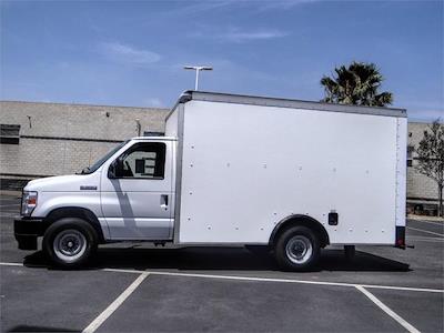 2022 Ford E-350 4x2, Cutaway Van #V60821 - photo 2